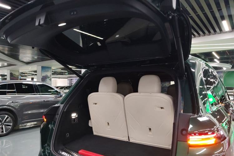 Used Li Auto L8 2023 Pro Model Trunk