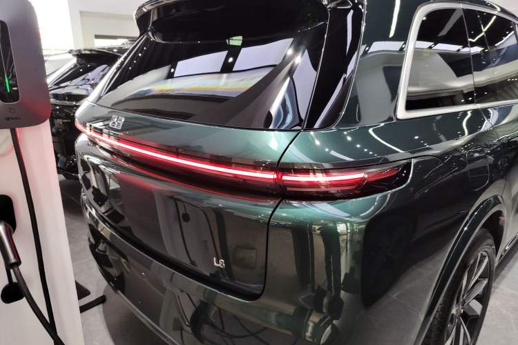 Used Li Auto L8 2023 Pro Model Trunk