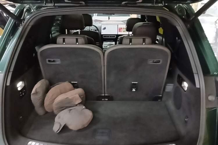 Used Li Auto L8 2023 Pro Model Trunk