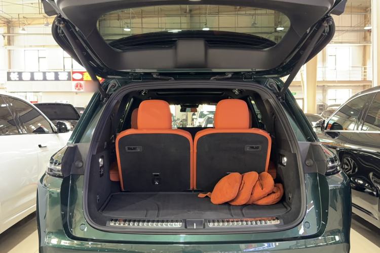 Used Li Auto L8 2023 Pro Model Trunk