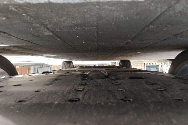 Used Li Auto L8 2023 Pro Model Chassis Front
