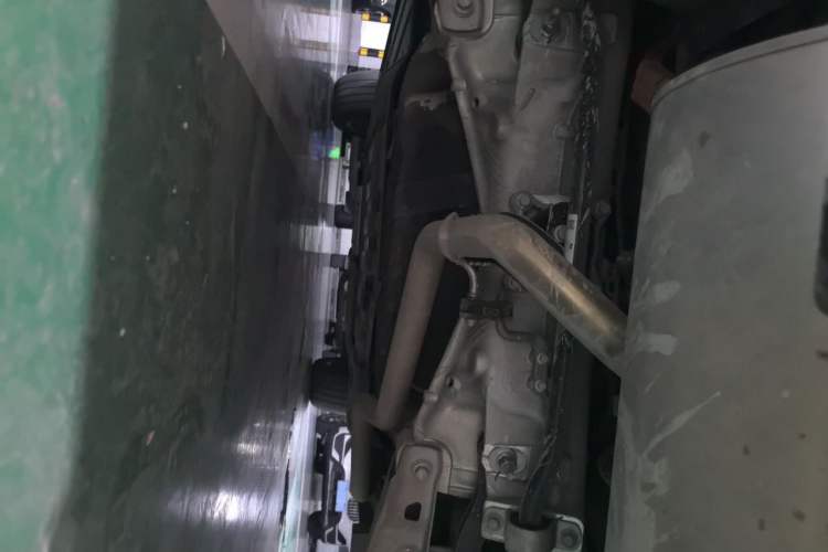Used Li Auto L8 2023 Pro Model Chassis Rear