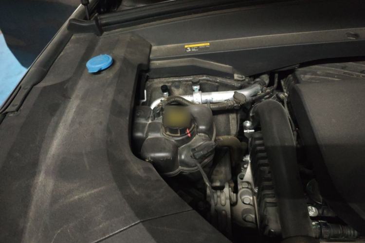 Used Li Auto L8 2023 Pro Model Engine Bay Right