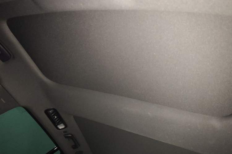 Used Li Auto L8 2023 Pro Model Headliner