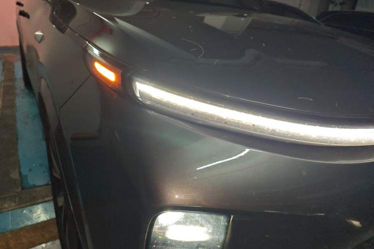 Used Li Auto L8 2023 Pro Model Right Front Headlight