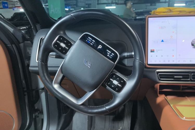 Used Li Auto L8 2023 Pro Model Steering Wheel