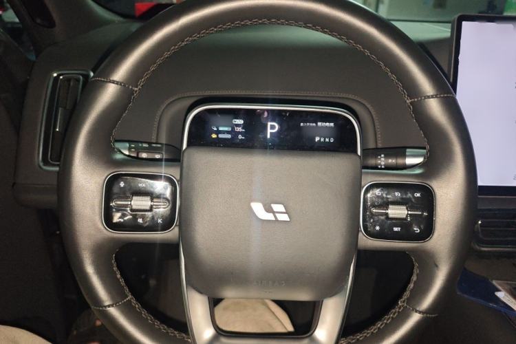 Used Li Auto L8 2023 Pro Model Steering Wheel