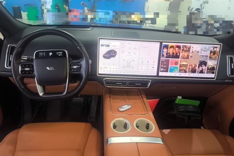 Used Li Auto L8 2023 Pro Model Center Console