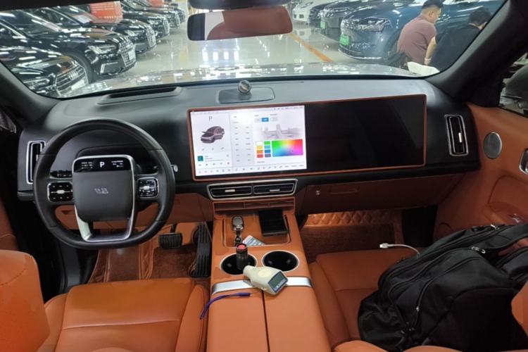 Used Li Auto L8 2023 Max model Center Console
