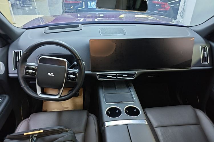 Used Li Auto L8 2023 Air model Center Console