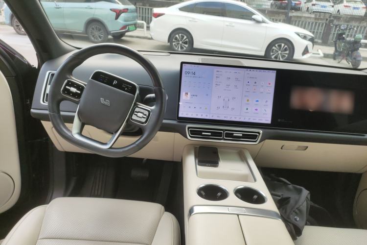 Used Li Auto L8 2023 Max model Center Console