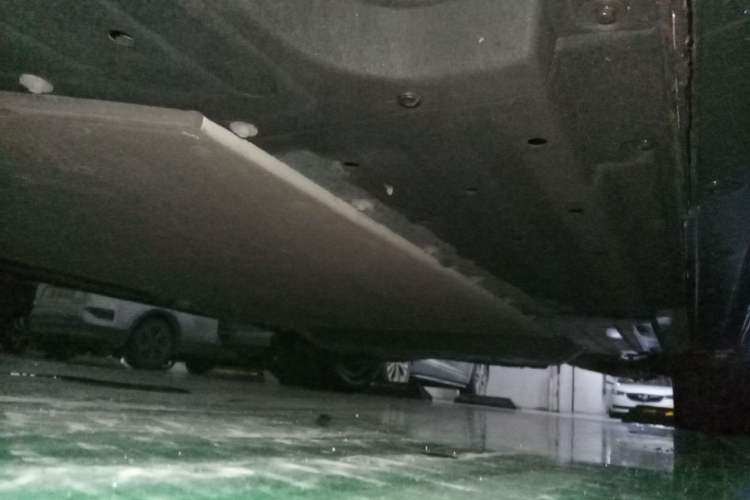 Used Li Auto L8 2023 Pro Model Chassis Front Left