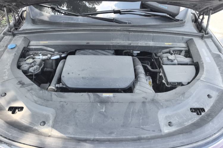 Used Li Auto L8 2023 Max model Engine Bay