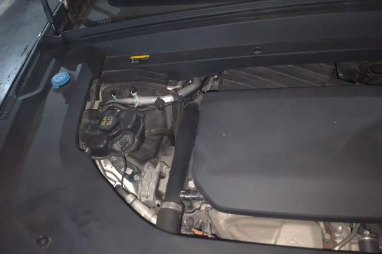 Used Li Auto L8 2023 Max model Engine Bay Right