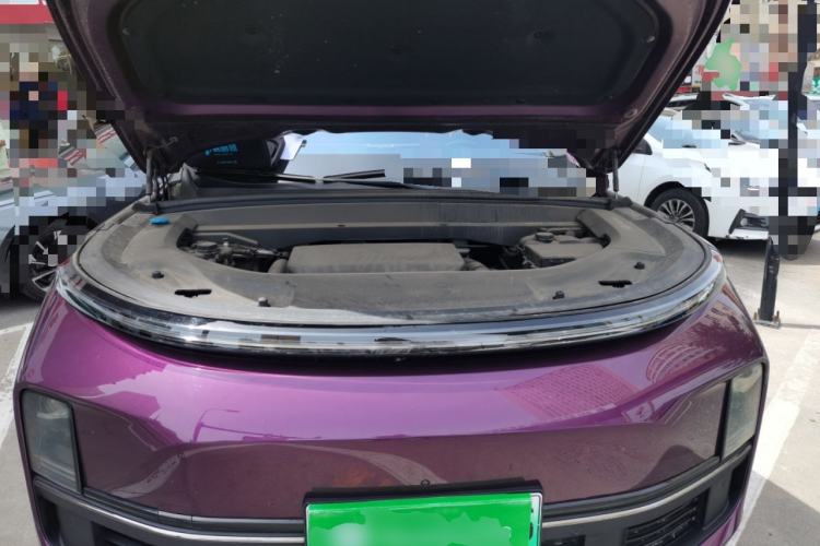 Used Li Auto L8 2023 Pro Model Engine Bay