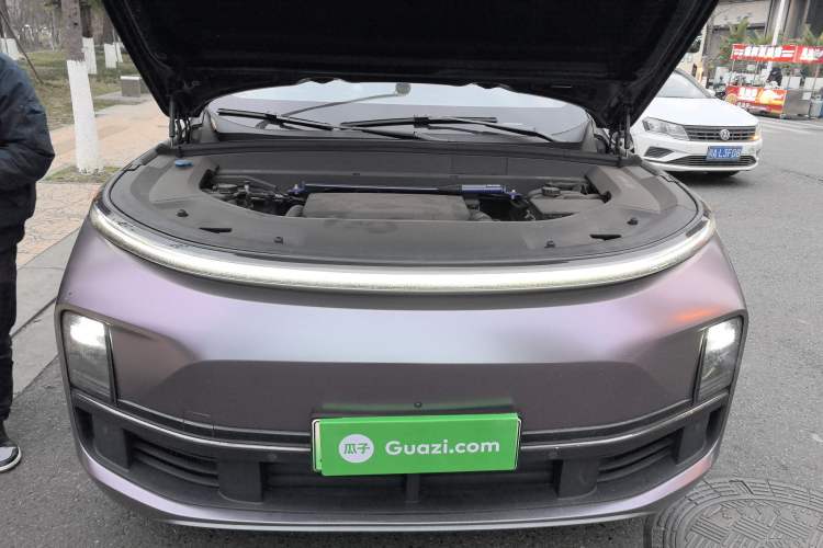 Used Li Auto L8 2023 Pro Model Engine Bay
