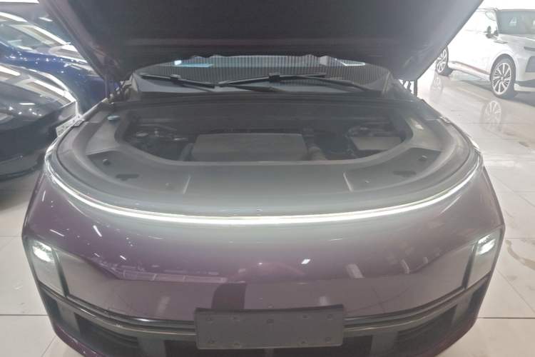 Used Li Auto L8 2023 Max model Engine Bay
