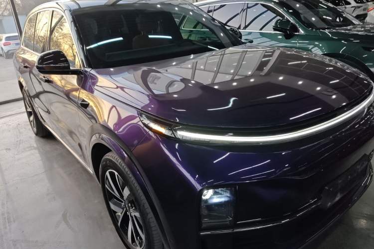 Used Li Auto L8 2023 Pro Model Exterior 2