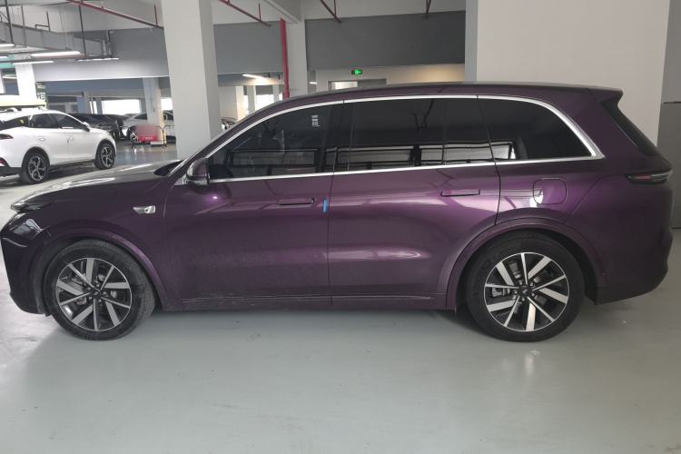 Used Li Auto L8 2023 Pro Model Exterior 3