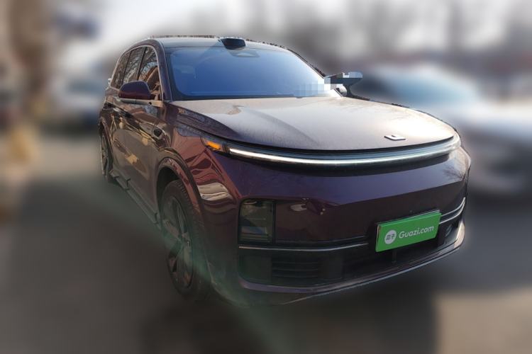 Used Li Auto L8 2023 Max model Front Right 45 Deg