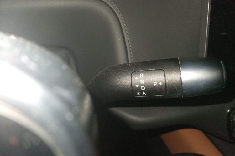 Used Li Auto L8 2023 Pro Model Gear Lever