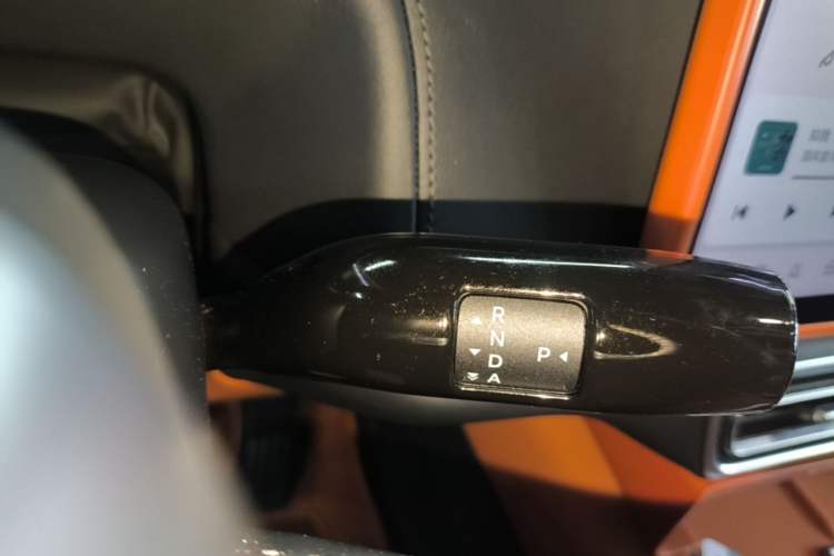 Used Li Auto L8 2023 Max model Gear Lever