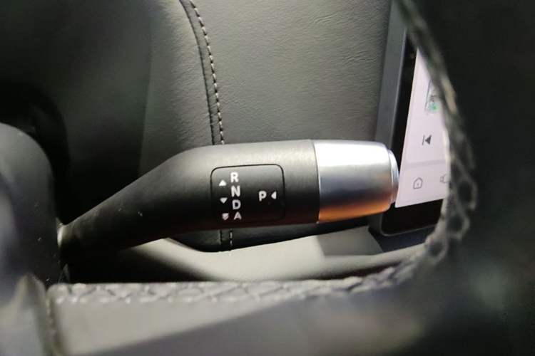 Used Li Auto L8 2023 Pro Model Gear Lever
