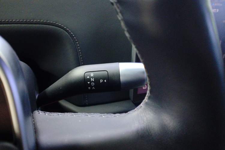 Used Li Auto L8 2023 Air model Gear Lever