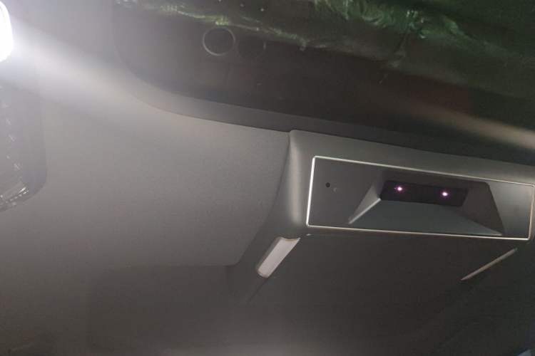 Used Li Auto L8 2023 Air model Headliner