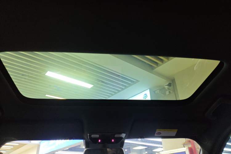 Used Li Auto L8 2023 Air model Headliner