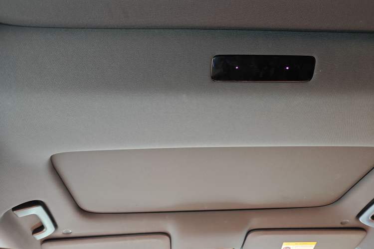 Used Li Auto L8 2023 Pro Model Headliner