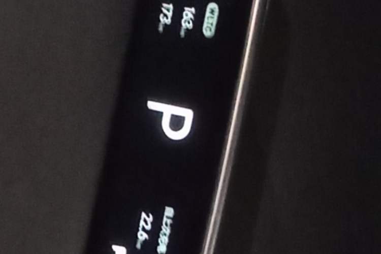 Used Li Auto L8 2023 Pro Model Instrument Cluster