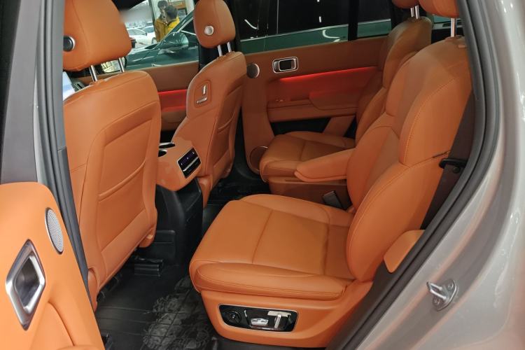Used Li Auto L8 2023 Pro Model Interior 4