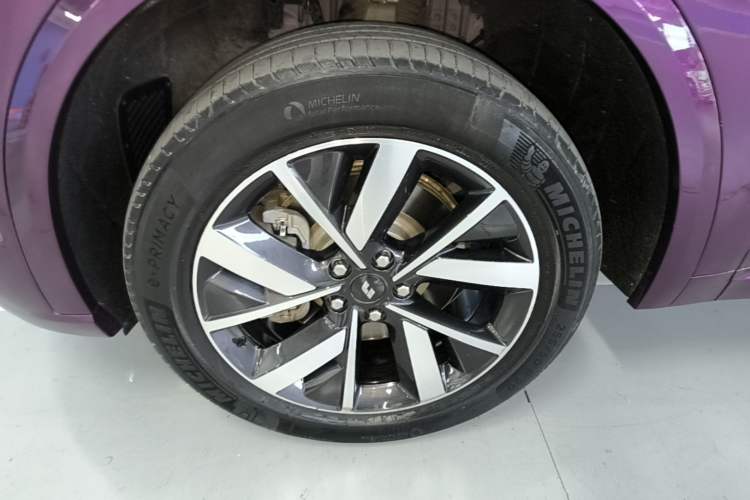 Used Li Auto L8 2023 Pro Model Left Front Wheel Hub
