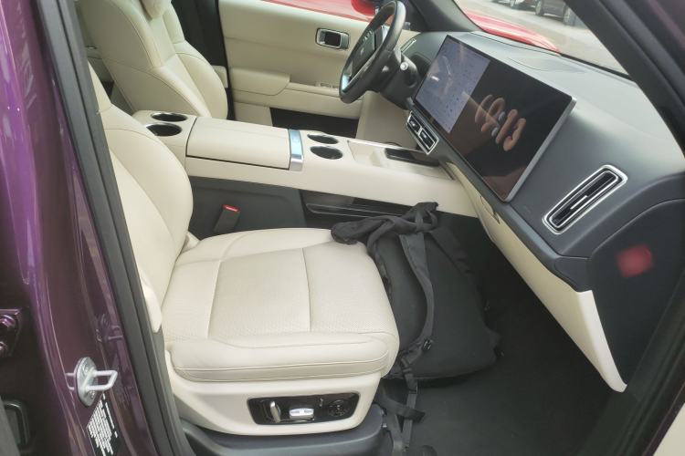 Used Li Auto L8 2023 Max model Right Front Seat