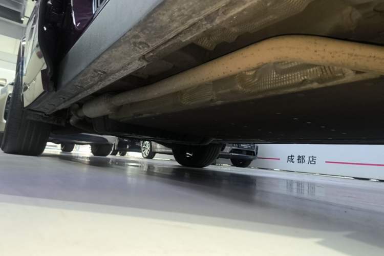 Used Li Auto L8 2023 Pro Model Right Side Sill