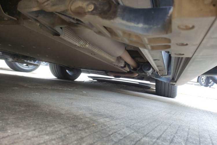 Used Li Auto L8 2023 Max model Right Side Sill