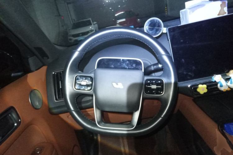 Used Li Auto L8 2023 Pro Model Steering Wheel