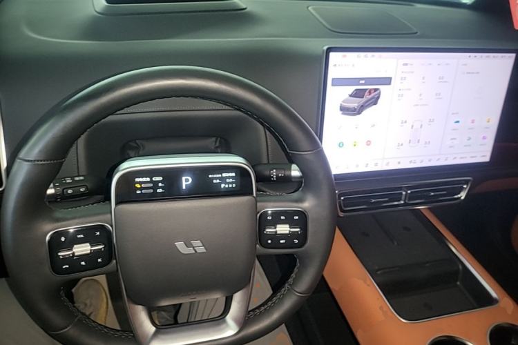 Used Li Auto L8 2023 Pro Model Steering Wheel