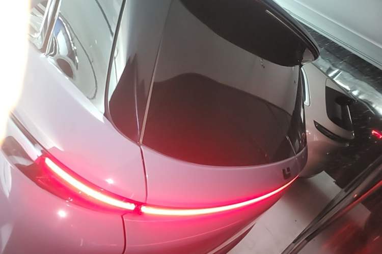 Used Li Auto L8 2023 Pro Model Trunk