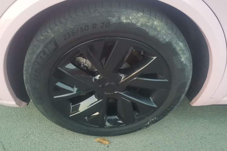 Used Li Auto L8 2023 Pro Model Exterior 7