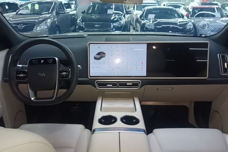 Used Li Auto L8 2023 Max model Center Console