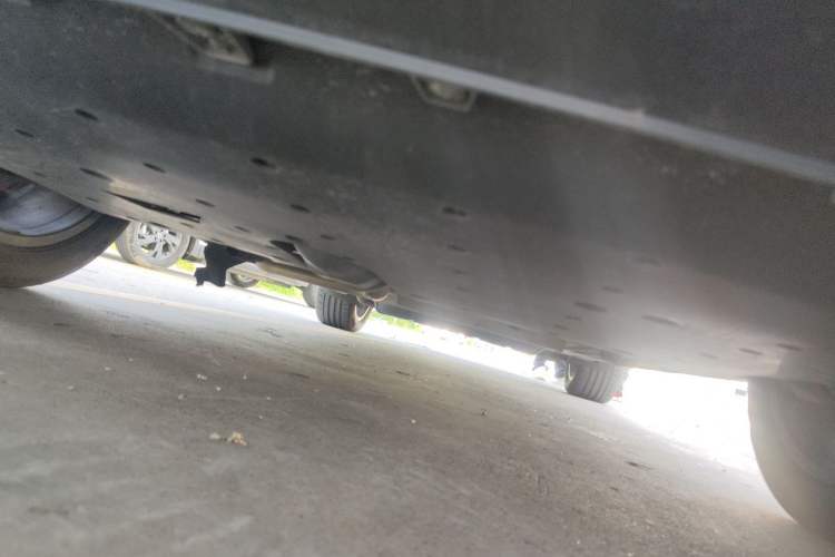 Used Li Auto L8 2023 Pro Model Chassis Front