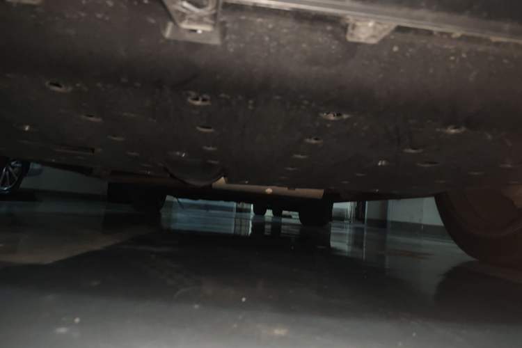 Used Li Auto L8 2023 Pro Model Chassis Front