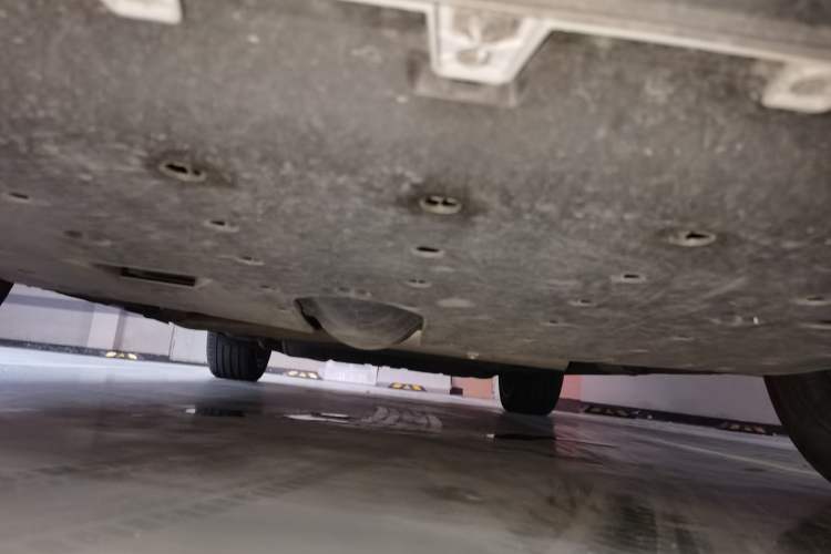 Used Li Auto L8 2023 Pro Model Chassis Front
