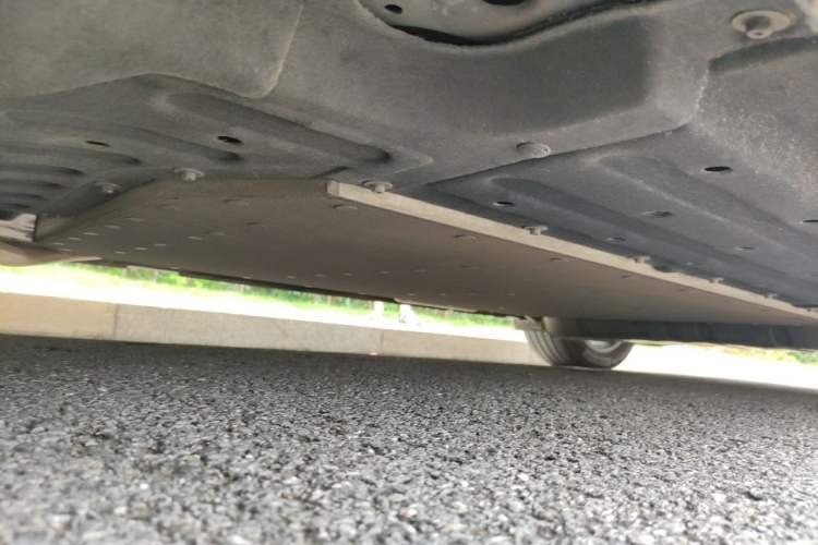 Used Li Auto L8 2023 Pro Model Chassis Front Left