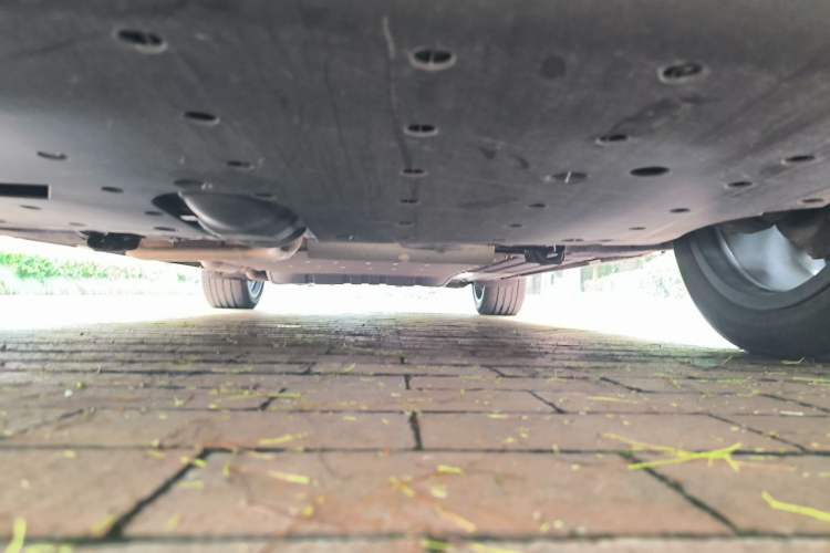 Used Li Auto L8 2023 Pro Model Chassis Front
