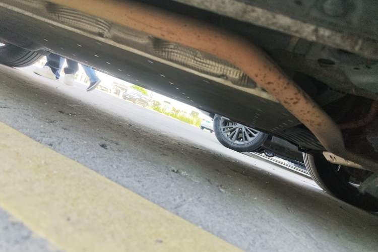 Used Li Auto L8 2023 Pro Model Chassis Front Right