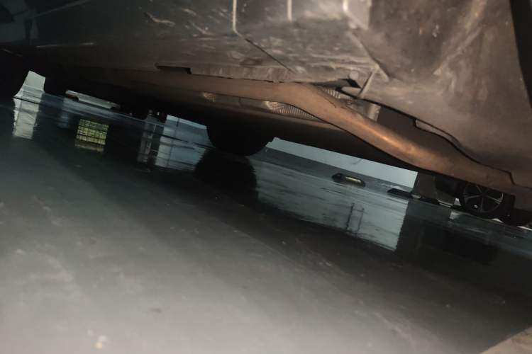 Used Li Auto L8 2023 Pro Model Chassis Front Right