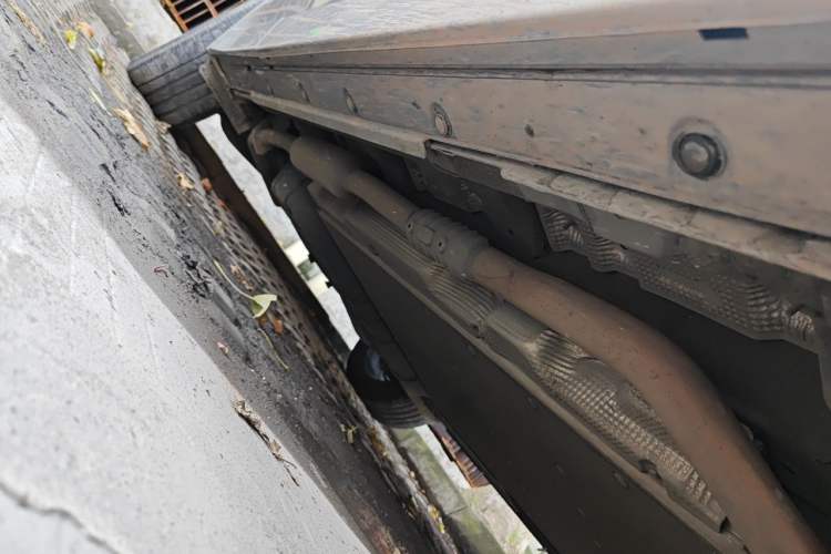 Used Li Auto L8 2023 Pro Model Chassis Front Right